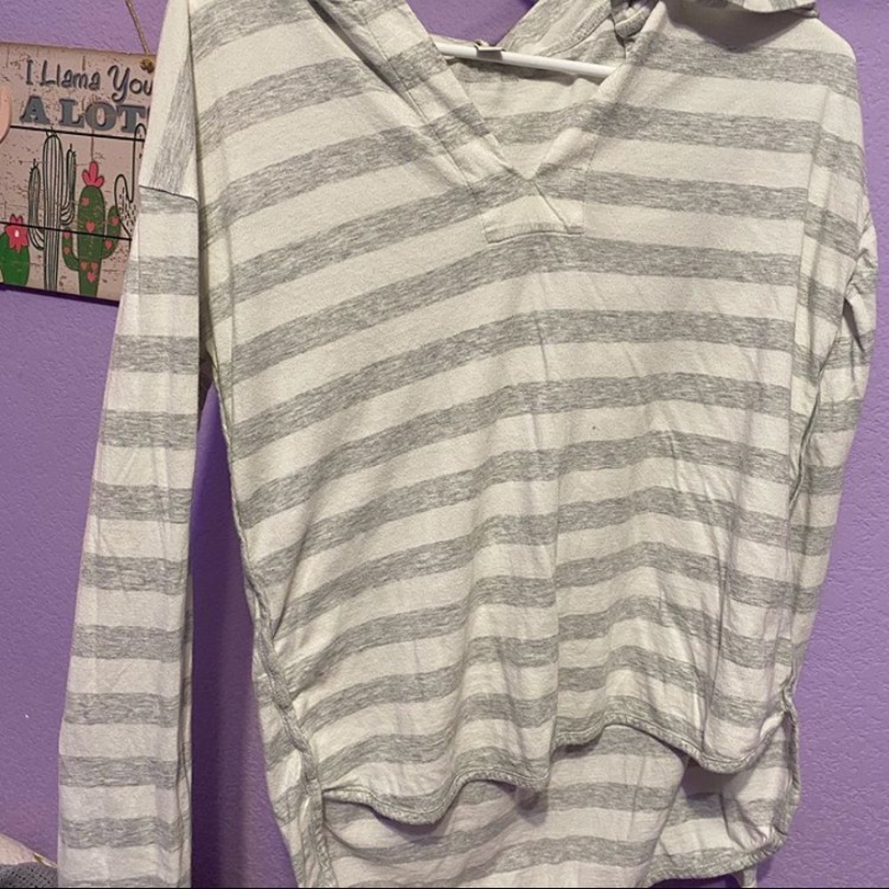 Stripped hooded long sleeve
